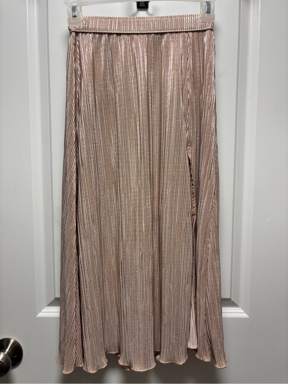 Abercrombie & Fitch Metallic Blush Pleated Skirt
